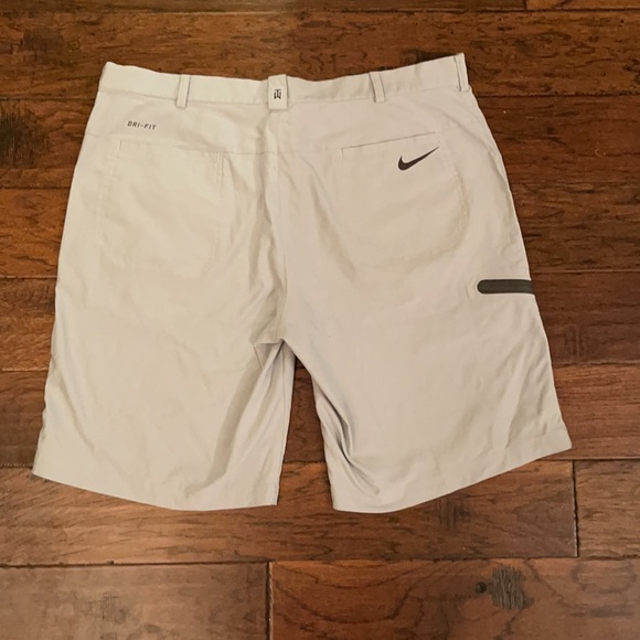 Nike | Shorts | Nike Golf Tiger Woods 
